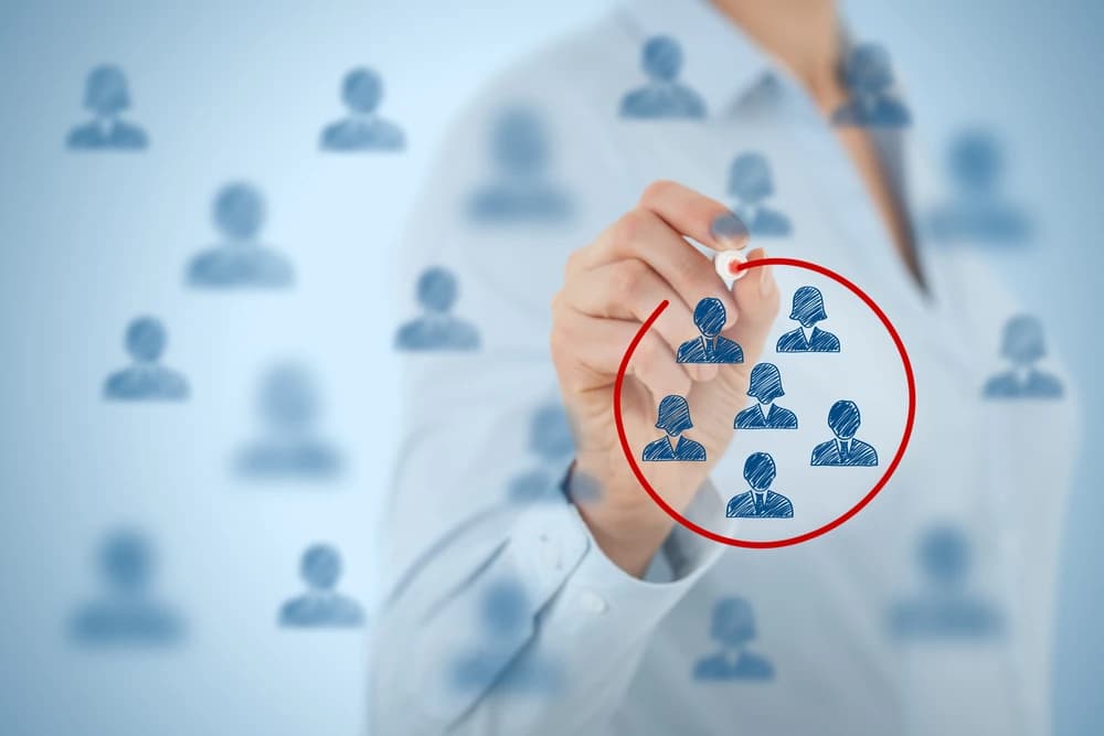 Encontrar un nicho de mercado: la guía para el 2023 con ejemplos
